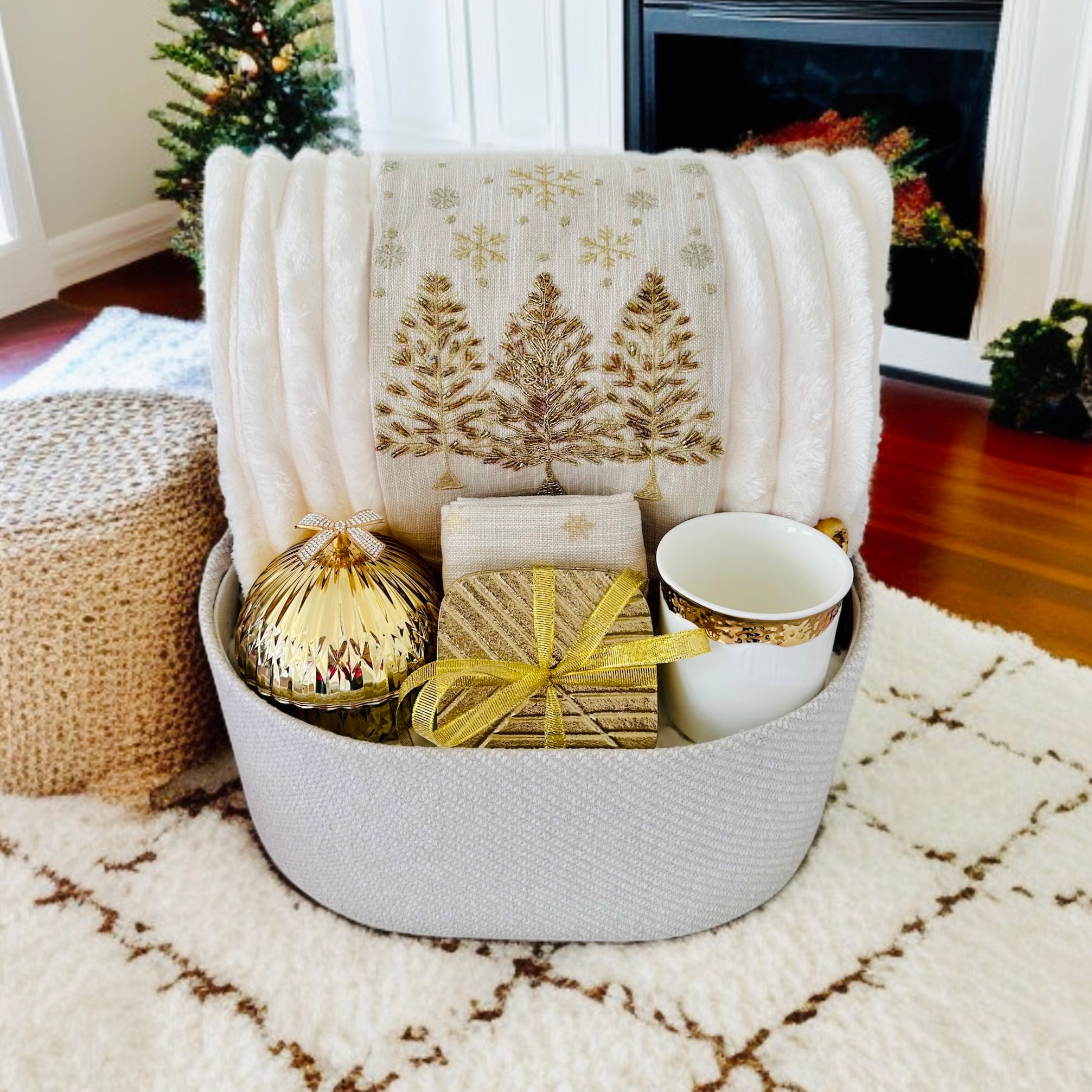 Winter Gold Luxe Collection | Petite Luxe Collection