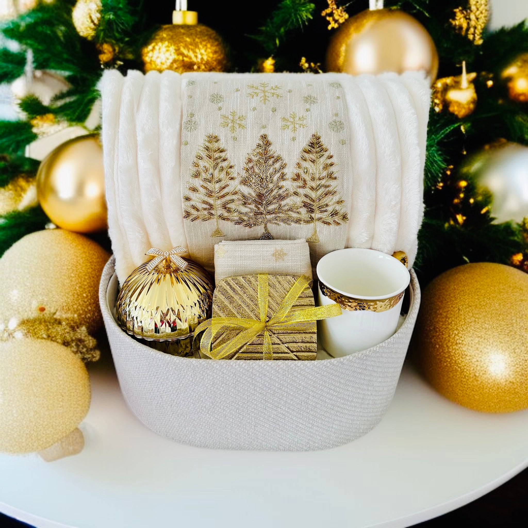 Winter Gold Luxe Collection | Petite Luxe Collection